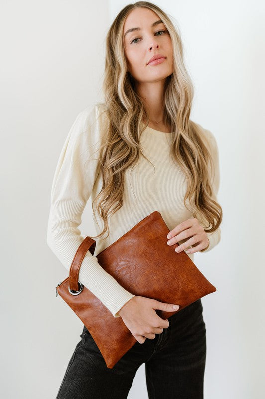 ALEXA OVERSIZED CLUTCH WITH WRISTLET - 1985 the VAULT Boutique