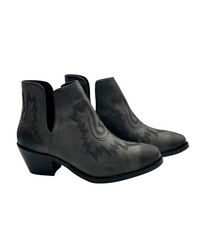 Kickin' Booties in Black - 1985 the VAULT Boutique