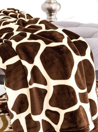 Giraffe Super Soft Cozy Bed Throw Flannel Blanket - 1985 the VAULT Boutique