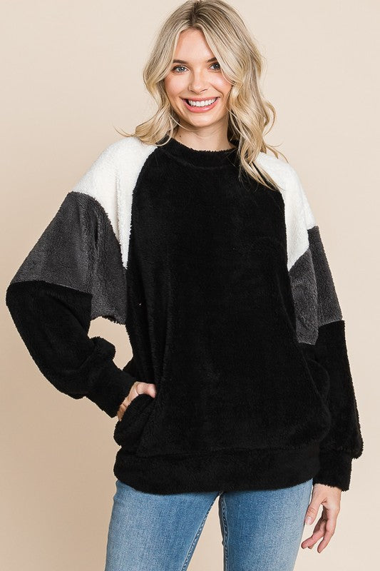 Culture Code Color Block Faux Fur Raglan Sleeve Sweatshirt - 1985 the VAULT Boutique