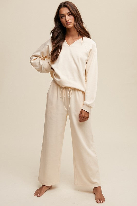 V-neck Sweatshirt and Pants Set - 1985 the VAULT Boutique