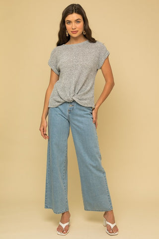 Short Sleeve Bottom Twist Top - 1985 the VAULT Boutique