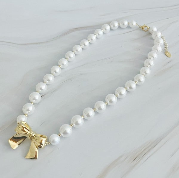 Bow And Pearls Necklace - 1985 the VAULT Boutique