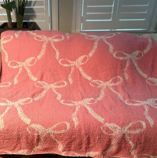 Bow Scalloped Coziest Blanket - 1985 the VAULT Boutique