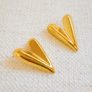 Hey Love Heart Stud Earrings - 1985 the VAULT Boutique