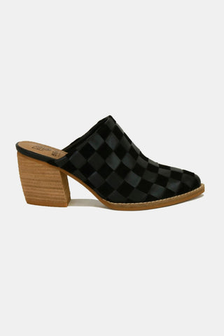 Beast Fashion Woven Checkerboard Block Heel Mule Shoes - 1985 the VAULT Boutique