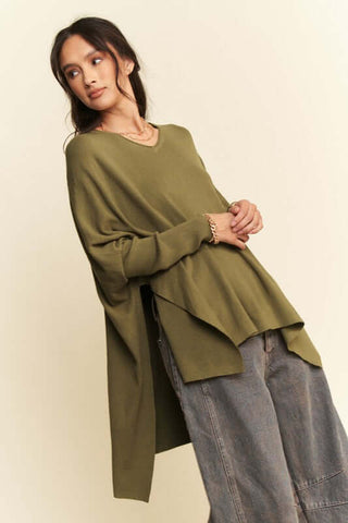 Davi & Dani High-Low Side Slit Batwing Sleeve Top - 1985 the VAULT Boutique