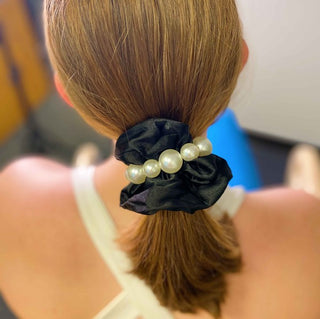 Pearl & Satin Scrunchie Set - 1985 the VAULT Boutique