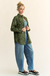 Davi & Dani Curved Hem Diamond Quilted Button Up Denim Shacket - 1985 the VAULT Boutique