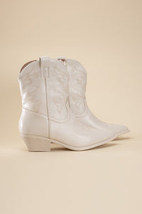 WILLA Western Booties - 1985 the VAULT Boutique