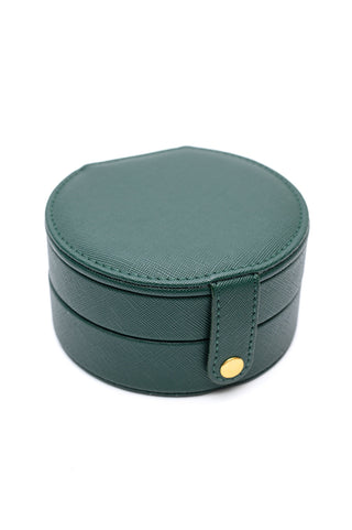 Circular Travel Jewelry Case in Green - 1985 the VAULT Boutique