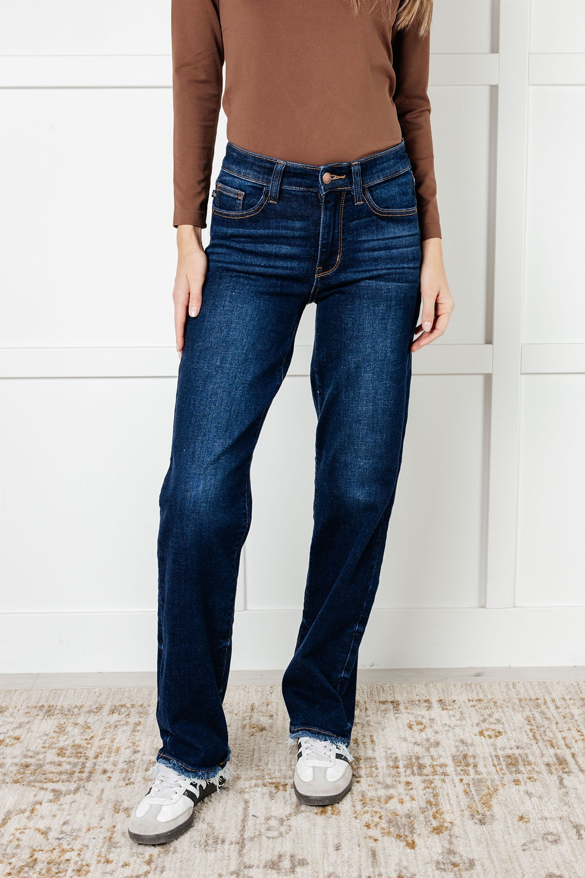 Jacqueline Mid Rise Frayed Hem Straight Leg Jean - 1985 the VAULT Boutique