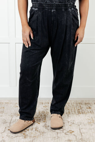 Limber Up Straight Leg Sweats in Black - 1985 the VAULT Boutique