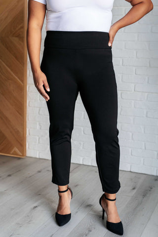 Magic Ankle Crop Skinny Pants in Black - 1985 the VAULT Boutique