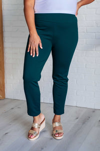 Magic Ankle Crop Skinny Pants in Hunter Green - 1985 THE VAULT