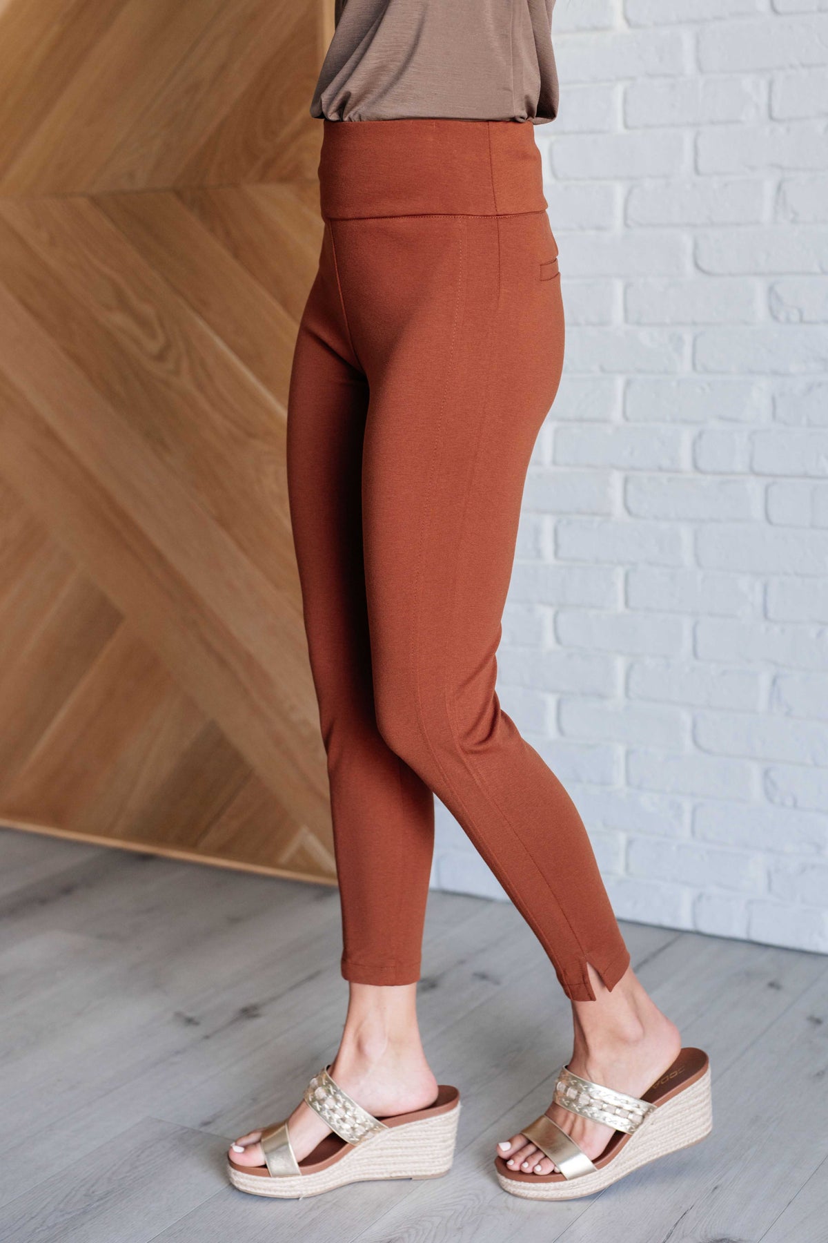 Magic Ankle Crop Skinny Pants in Rust - 1985 the VAULT Boutique