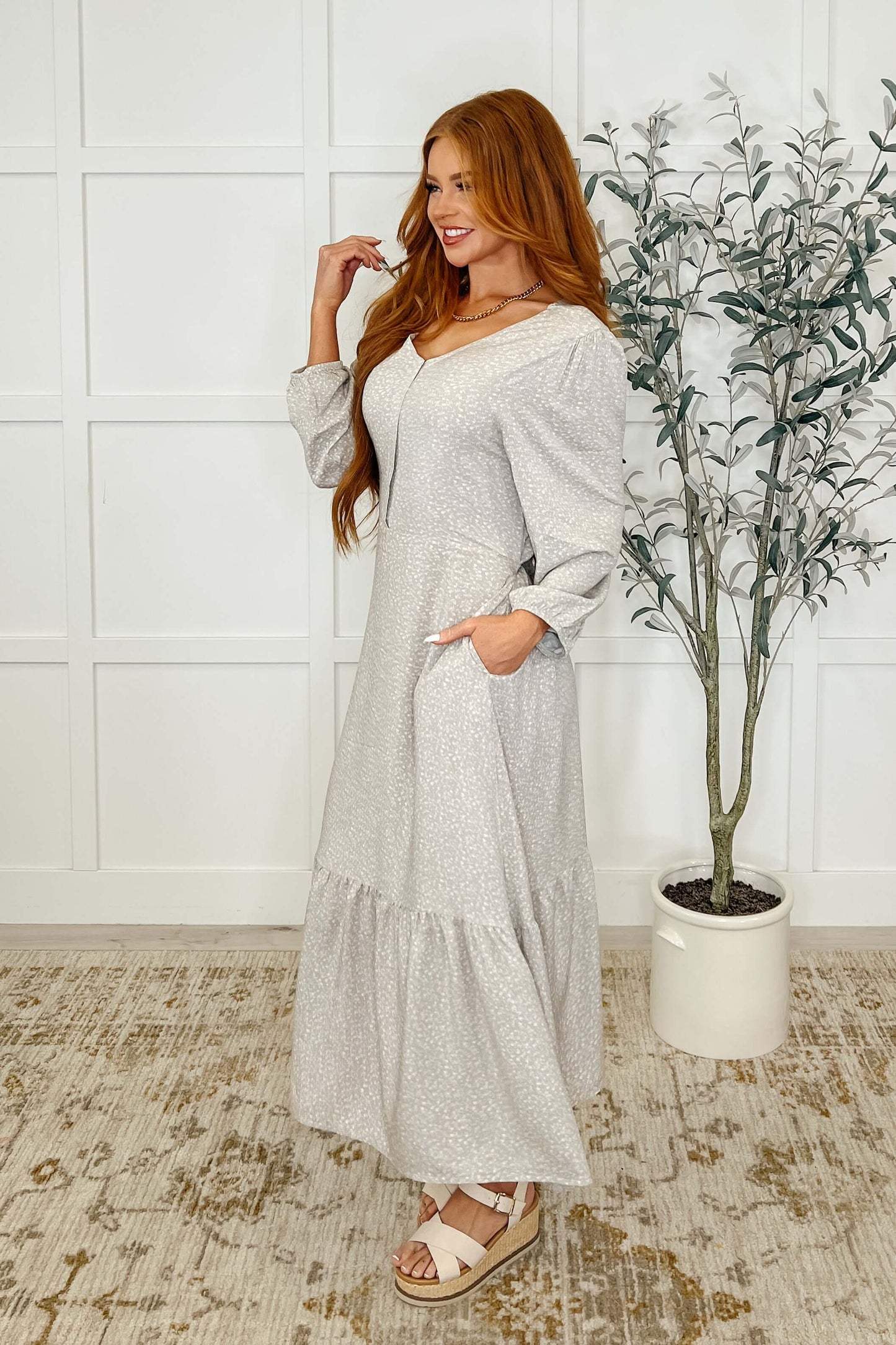 Maple Dress Greige Vineyard