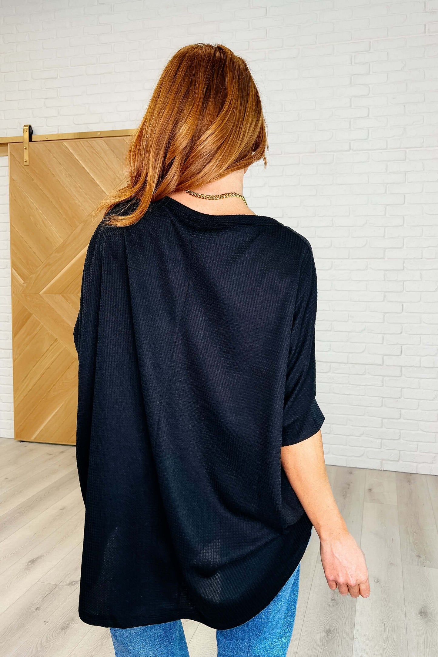 Minimal Muse Batwing Tee in Black