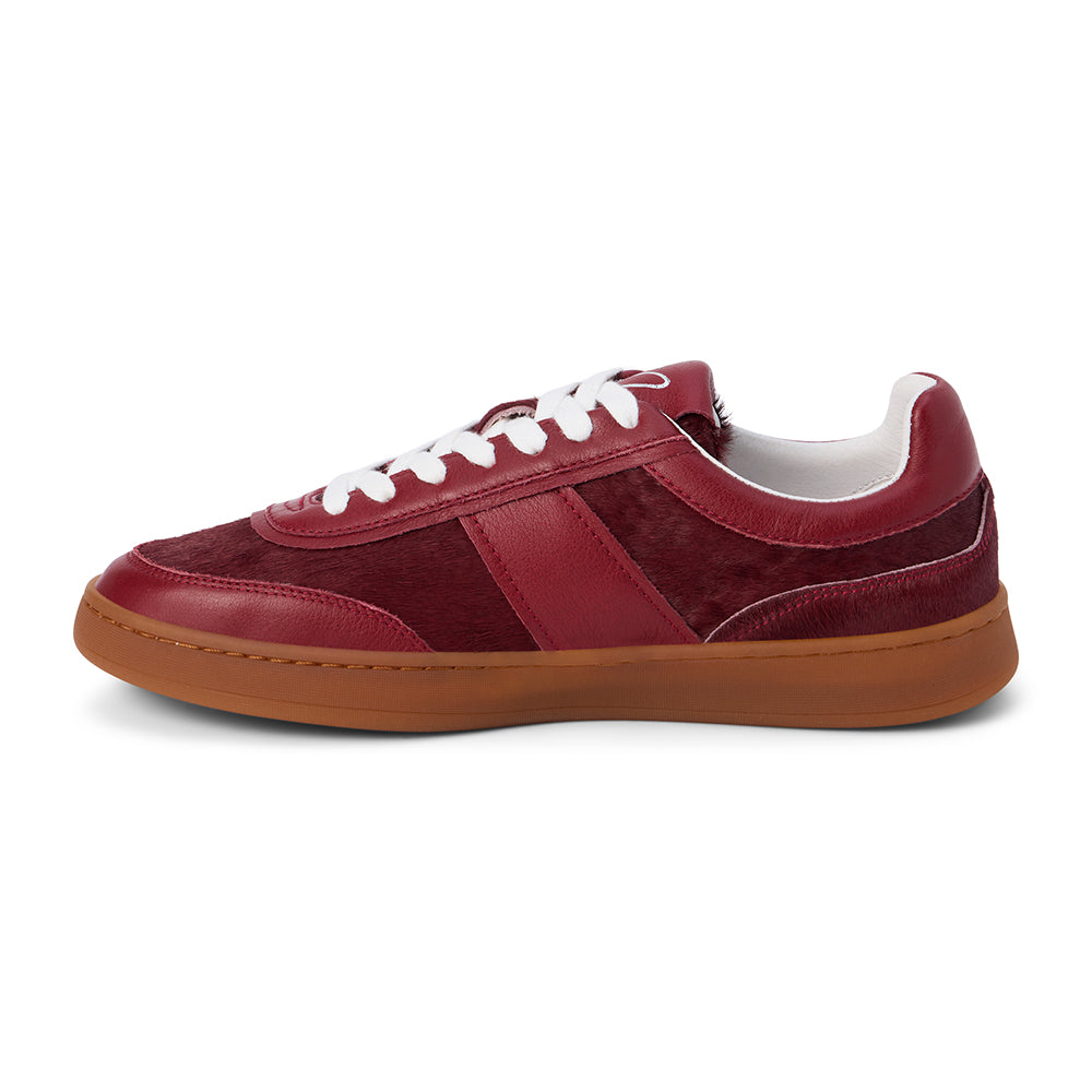 Quincy Low-Top Sneaker in Red