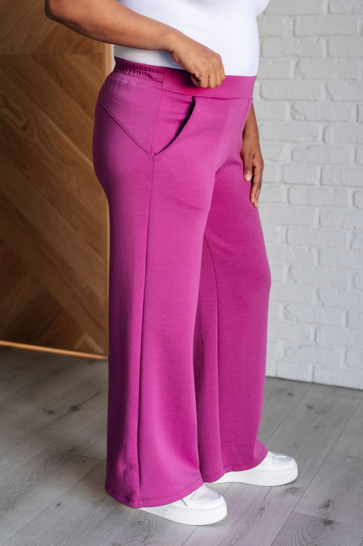 Resort Travel Wide Leg Crop Pant in Magenta - 1985 the VAULT Boutique