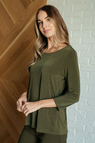 Signature Classic Round Neck Top in Olive - 1985 the VAULT Boutique