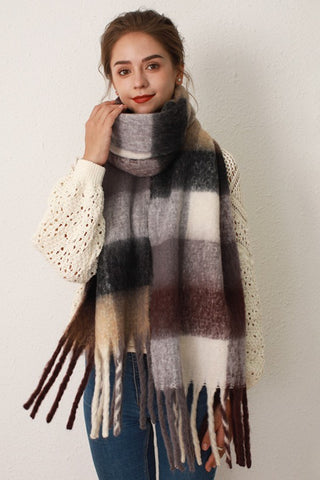 Thermal Fringe Contrast Plaid Scarf - 1985 the VAULT Boutique