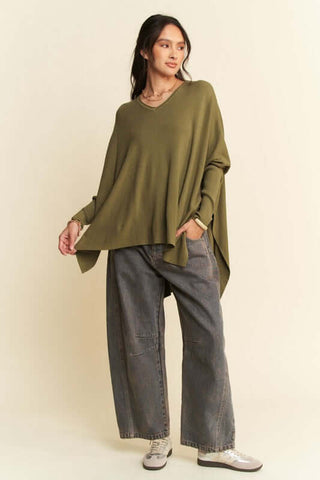 Davi & Dani High-Low Side Slit Batwing Sleeve Top - 1985 the VAULT Boutique