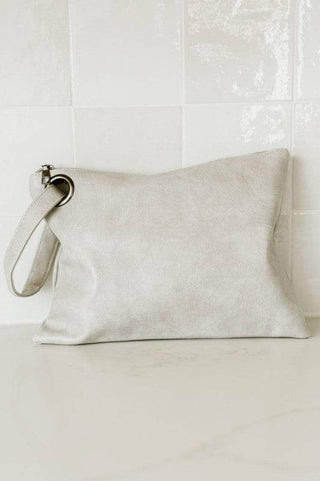 ALEXA OVERSIZED CLUTCH WITH WRISTLET - 1985 the VAULT Boutique