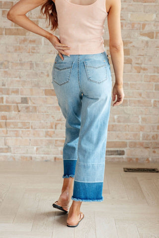 Olivia High Rise Wide Leg Crop Jeans in Medium Wash - 1985 the VAULT Boutique