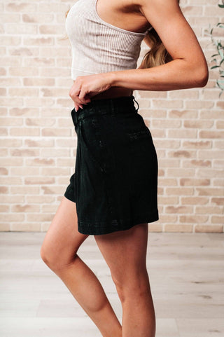 Mind Over Matter Pleated Shorts in Black - 1985 the VAULT Boutique