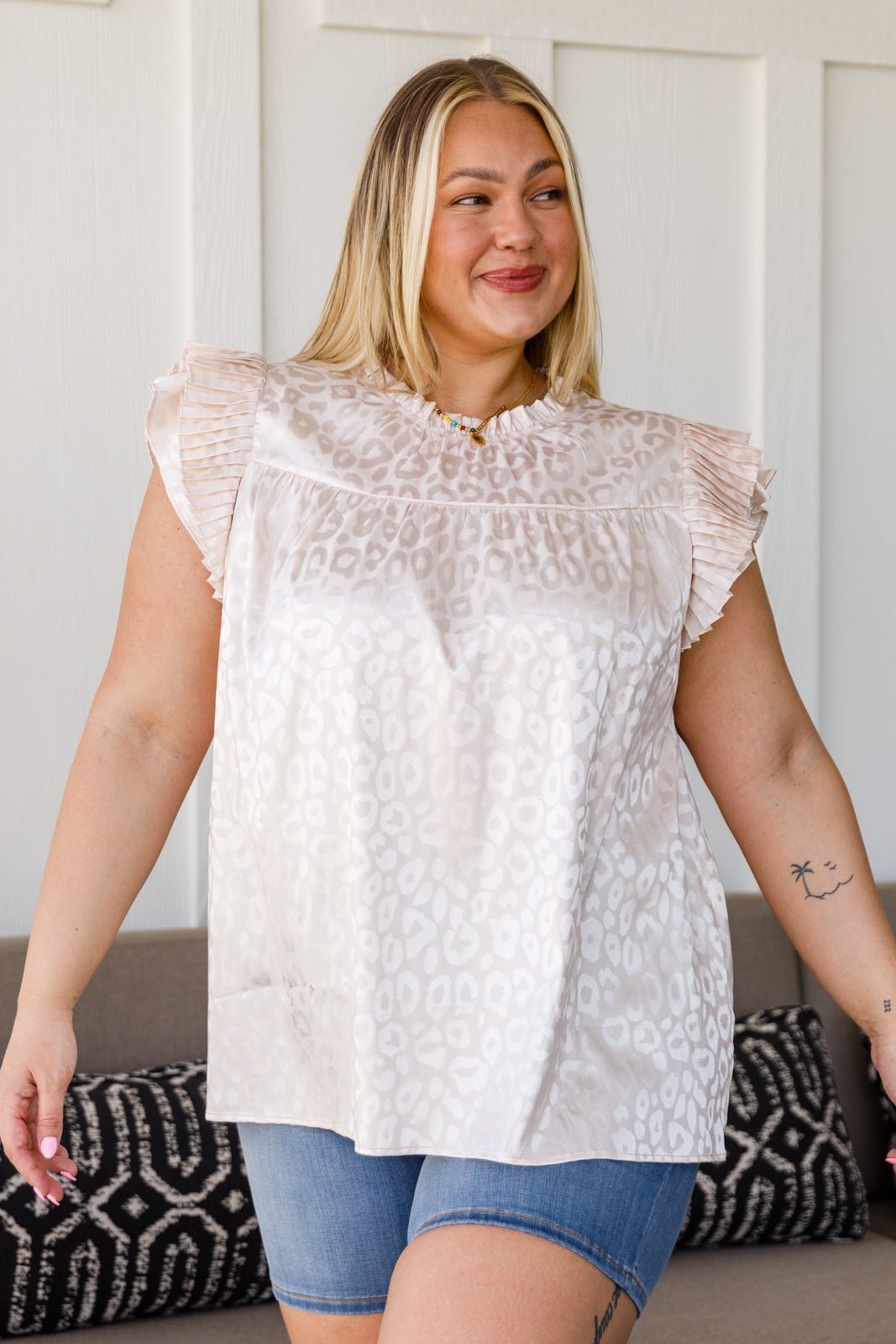 City Escape Top in Pearl - Happily Ever Atchison Shop Co.