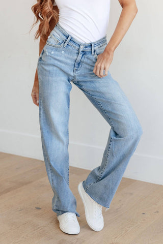 Mildred High Rise V Front Waistband Straight Jeans - 1985 the VAULT Boutique