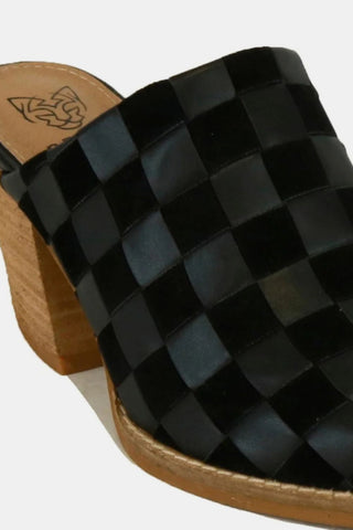 Beast Fashion Woven Checkerboard Block Heel Mule Shoes - 1985 the VAULT Boutique