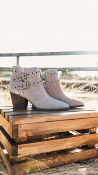 Elsa Leather Ankle Boot in Taupe - 1985 the VAULT Boutique