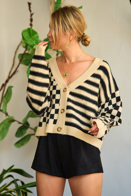 Contrast pattern sweater cardigan - 1985 the VAULT Boutique