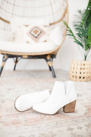 Tarim Bootie in White - 1985 the VAULT Boutique