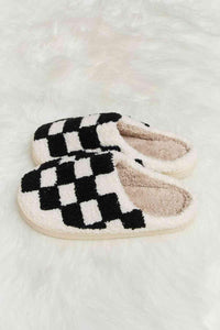 Melody Checkered Print Plush Slide Slippers - 1985 the VAULT Boutique