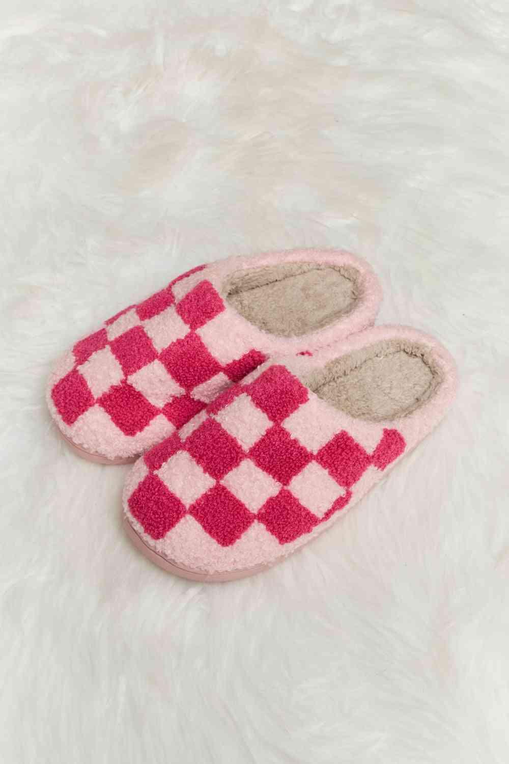 Melody Checkered Print Plush Slide Slippers - 1985 the VAULT Boutique