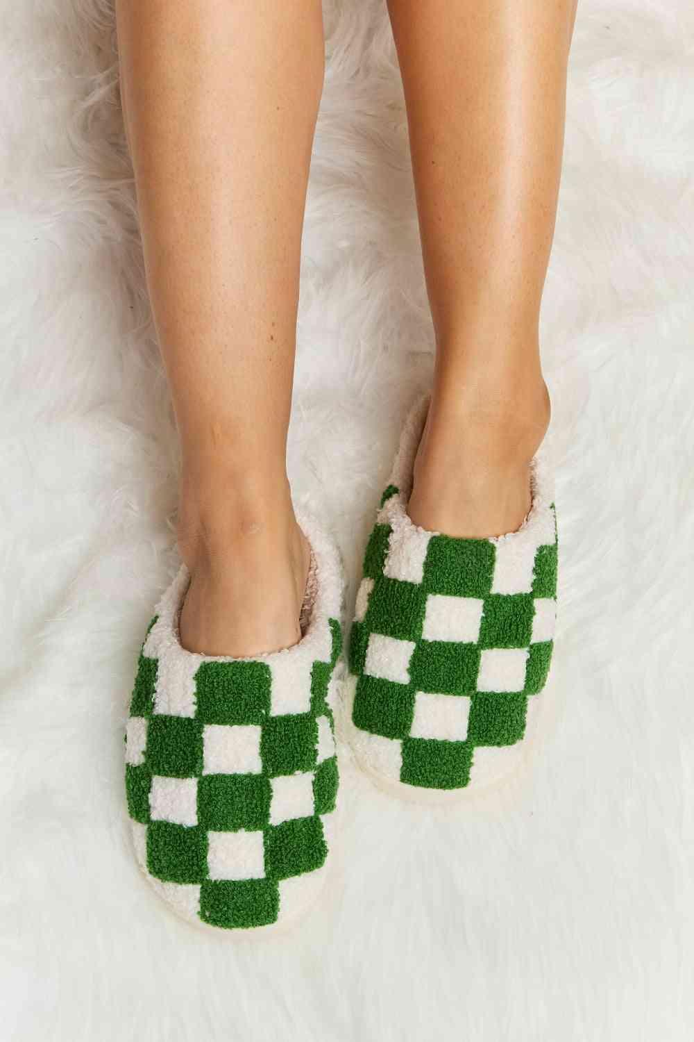 Melody Checkered Print Plush Slide Slippers - 1985 the VAULT Boutique