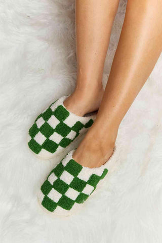 Melody Checkered Print Plush Slide Slippers - 1985 the VAULT Boutique