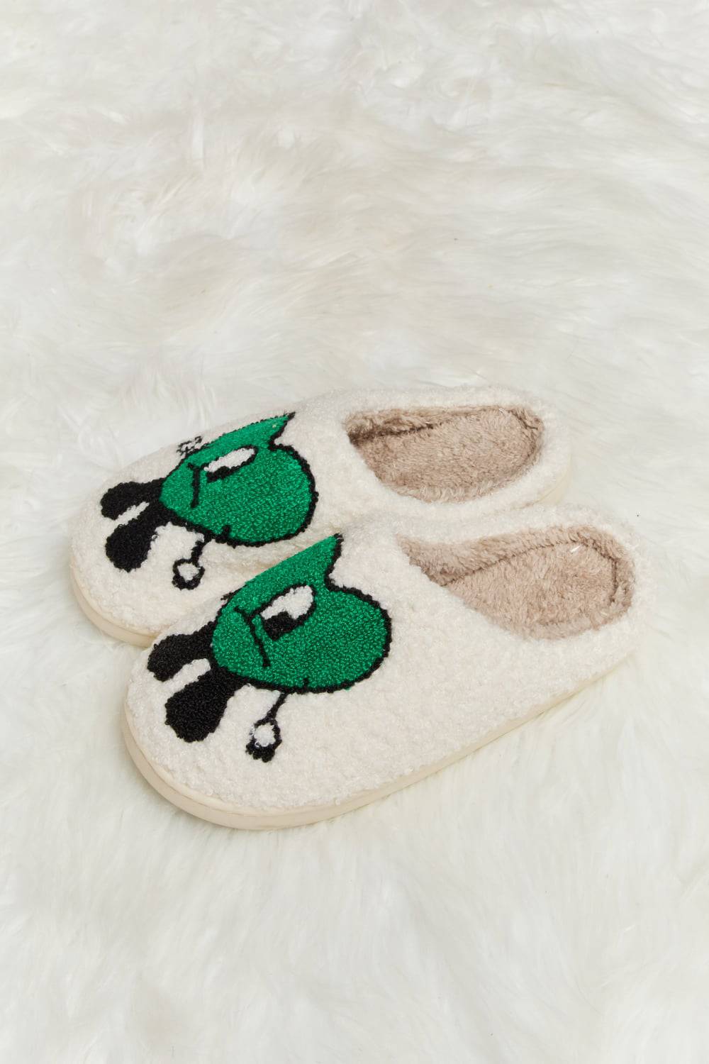 Melody Love Heart Print Plush Slippers - 1985 the VAULT Boutique