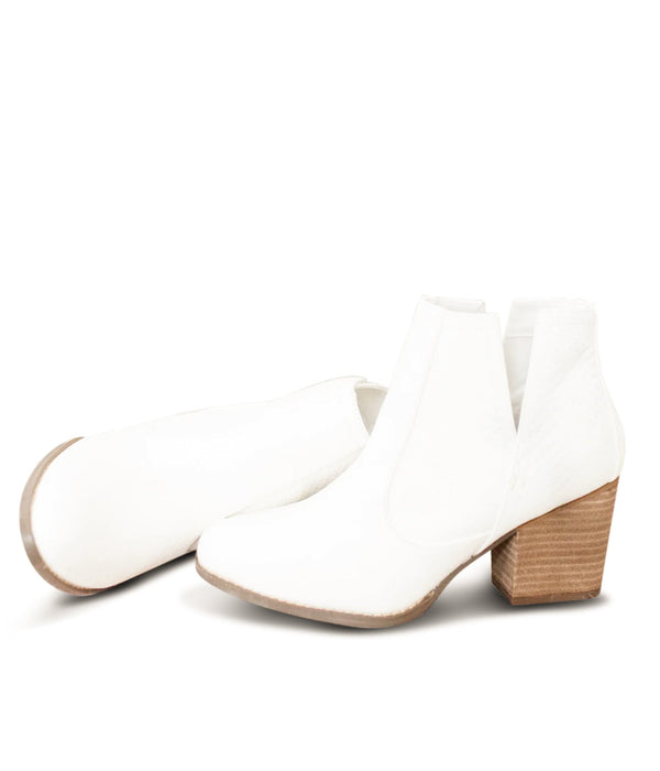 Tarim Bootie in White - Happily Ever Atchison Shop Co.