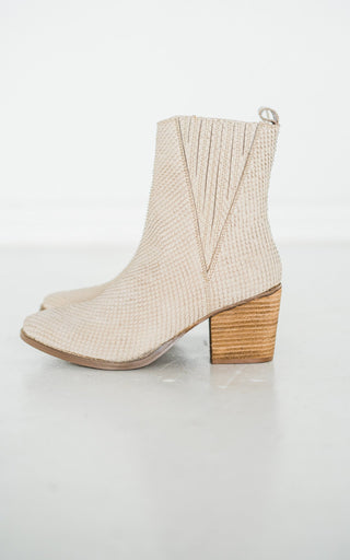 Taris Ankle Boot in Cream - 1985 the VAULT Boutique