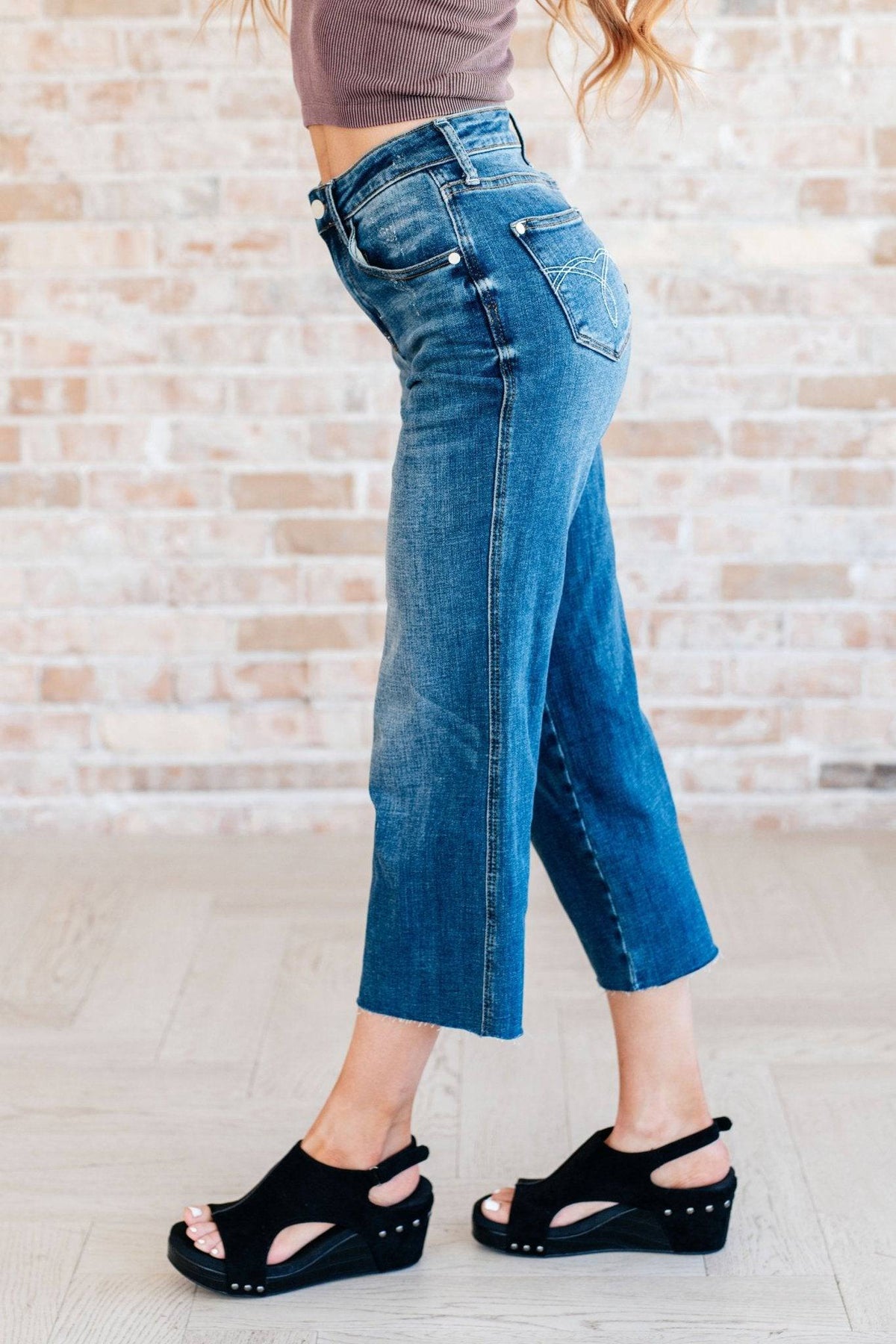 Hayes High Rise Wide Leg Crop Jeans - 1985 the VAULT Boutique