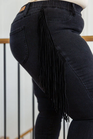 Hilary Side Fringe Skinny Jegging In Black - 1985 the VAULT Boutique