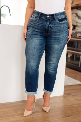 London Midrise Cuffed Boyfriend Jeans - 1985 the VAULT Boutique