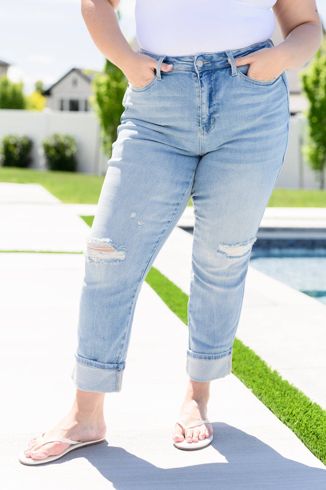 Sam Mid Rise Star Pocket Boyfriend Jeans