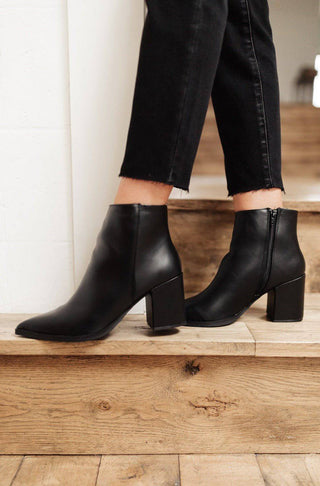 Amari Ankle Boots In Black - 1985 the VAULT Boutique