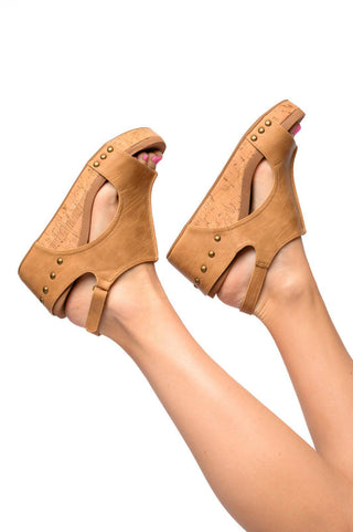 Carley Wedge Sandals in Caramel Smooth - 1985 the VAULT Boutique