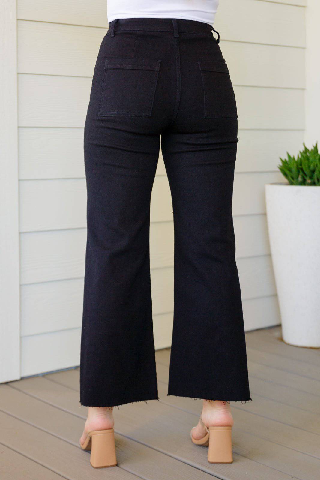 August High Rise Wide Leg Crop Jeans in Black - 1985 the VAULT Boutique